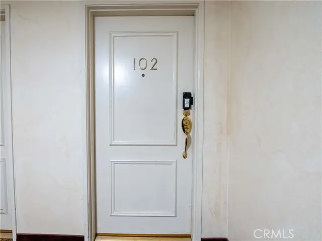 5050 Coldwater Canyon #102, Sherman Oaks, CA 91423 - #3