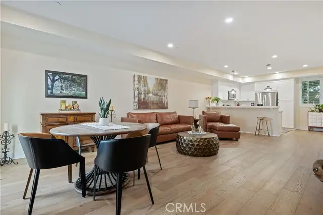 44 Coronado Street #202, San Buenaventura Ventura, CA 93001 - #1