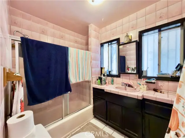 5654 Stansbury, Van Nuys, CA 91401 - #2