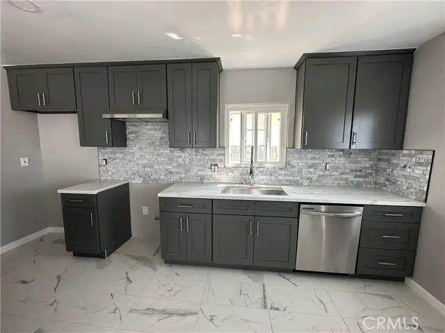 425 Elm, Inglewood, CA 90301 - #1