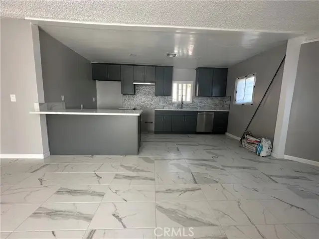 425 Elm, Inglewood, CA 90301 - #3