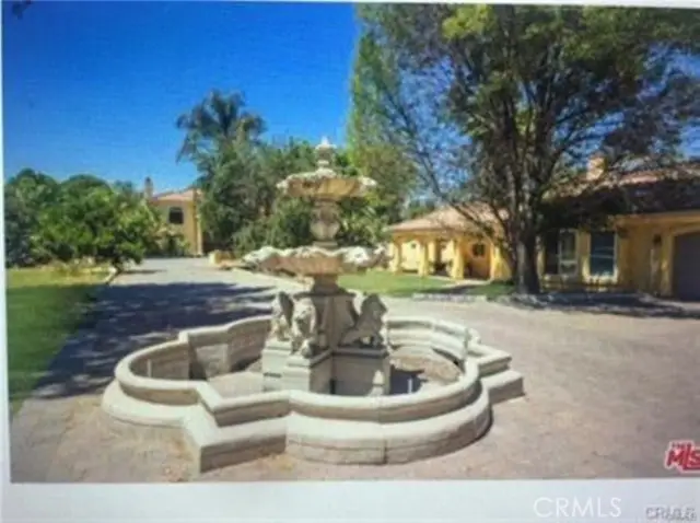 5717 Melvin Avenue, Tarzana, CA 91356 - #2