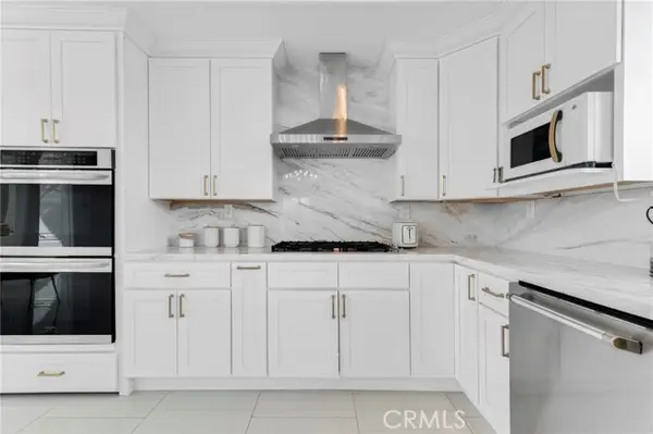 6997 Sale Avenue, West Hills (los Angeles), CA 91307