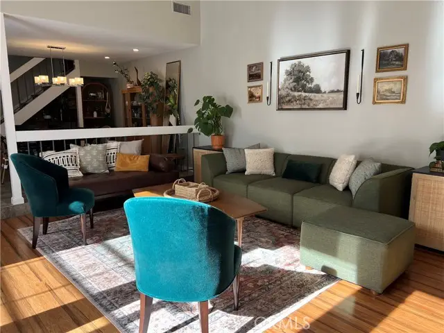 10141 Valley Circle Boulevard #4, Chatsworth, CA 91311 - #2