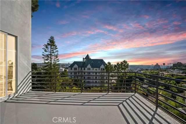 8246 Woodshill Trail, Los Angeles, CA 90069 - #2