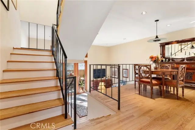 12380 Chandler #D, Valley Village, CA 91607 - #2