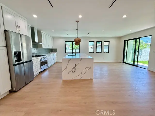 22130 Gault Street, Canoga Park, CA 91303 - #2