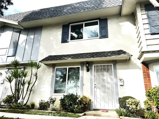 20711 Lemarsh #F, Chatsworth, CA 91311 - #1