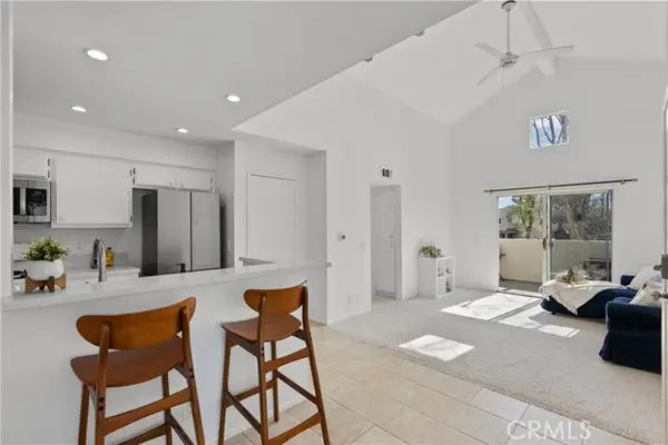 21358 Nandina Lane #204, Newhall (santa Clarita), CA 91321