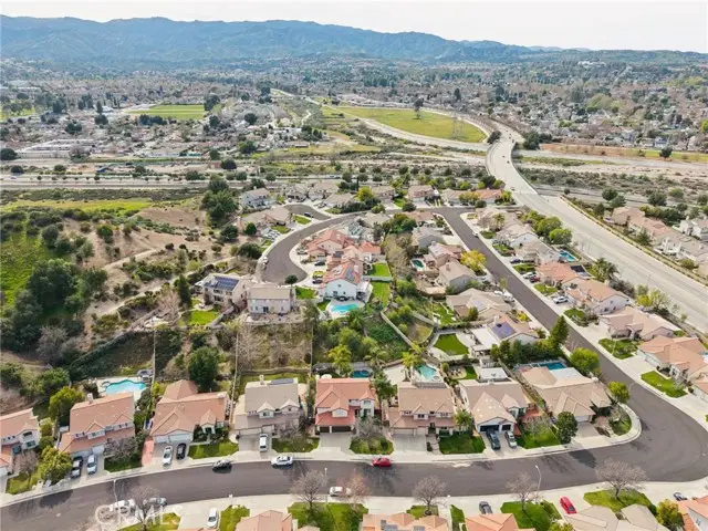 25317 Heather Vale Street, Santa Clarita, CA 91350 - #3