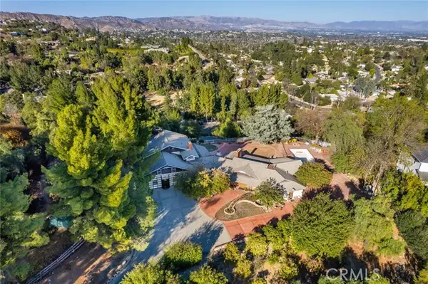 6006 Clear Valley Road, Hidden Hills, CA 91302