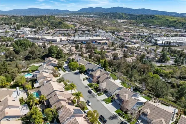 23224 Sherwood, Valencia, CA 91354 - #2