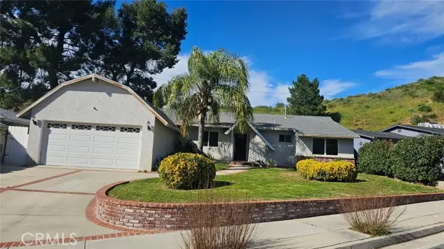 22615 Aguadero, Santa Clarita, CA 91350 - #1