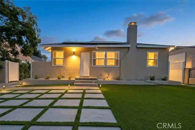 6820 Jellico Avenue, Van Nuys, CA 91406 - #2