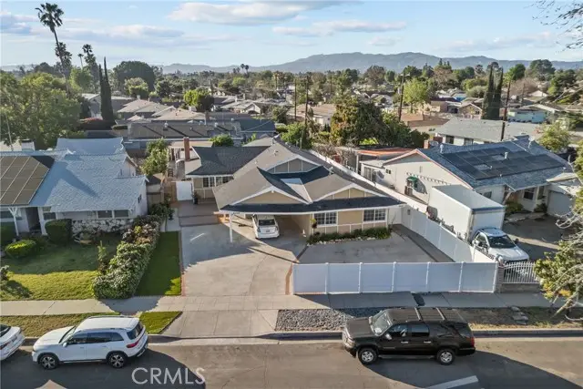 9559 Natick Avenue, San Fernando Valley, CA 91343 - #2