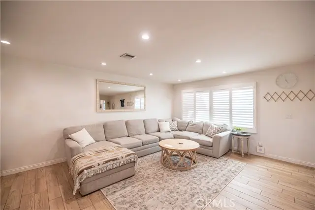 7848 Maynard, Canoga Park, CA 91304 - #3