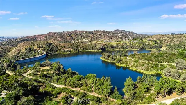 2801 Durand Drive, Los Angeles, CA 90068 - #1