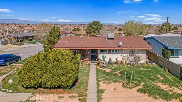 1549 Elizabeth Lake, Palmdale, CA 93551