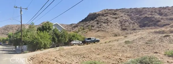 1 Garfield Street, Santa Clarita, CA 91384