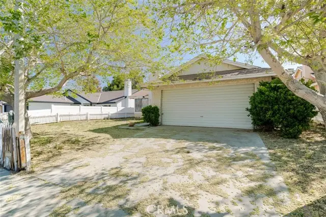 36620 Ramona Road, Palmdale, CA 93550 - #2