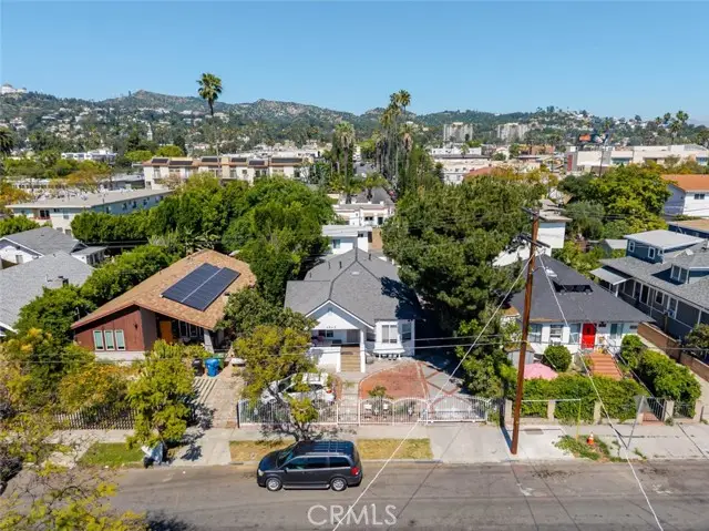 4541 Russell Avenue, Los Angeles, CA 90027 - #2