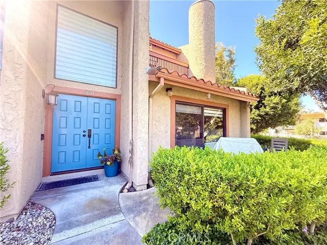 560 Rosewood Avenue, Camarillo, CA 93010 - #2