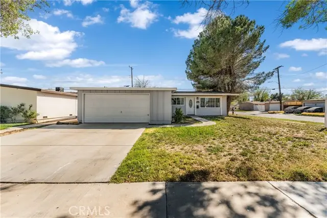 1046 W Avenue H6, Lancaster, CA 93534 - #3