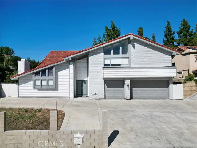 19865 Hiawatha Street, Chatsworth, CA 91311 - #1