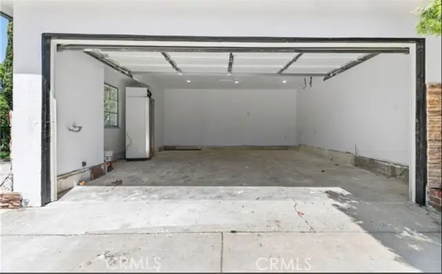 6454 Baird, Reseda, CA 91335 - #3