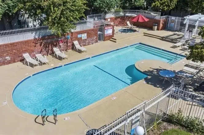 10241 White Oak #3, Northridge, CA 91325 - #3