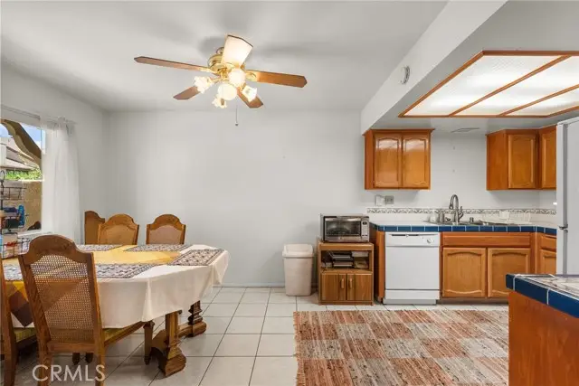 1836 E Avenue J2 #5, Lancaster, CA 93535 - #3