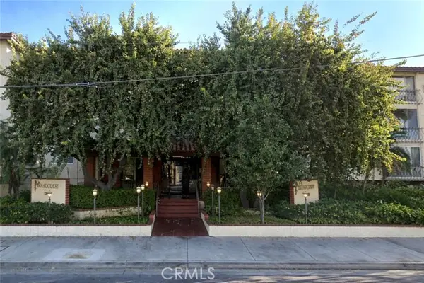 12830 Burbank, Valley Village, CA 91607