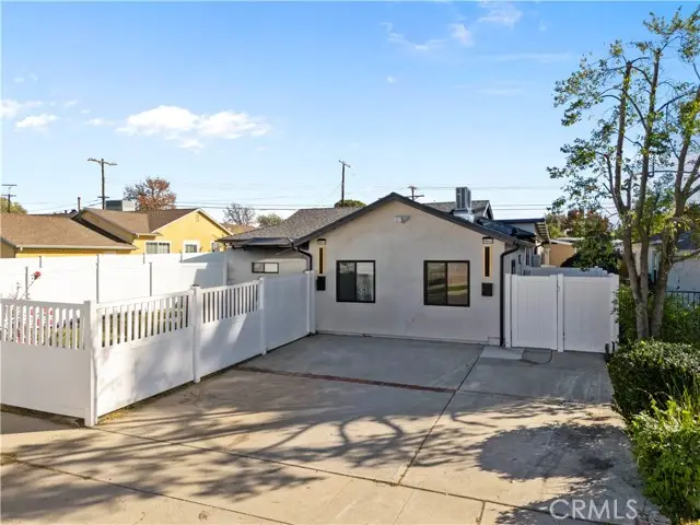 9846 Monogram Ave, North Hills, CA 91343 - #1