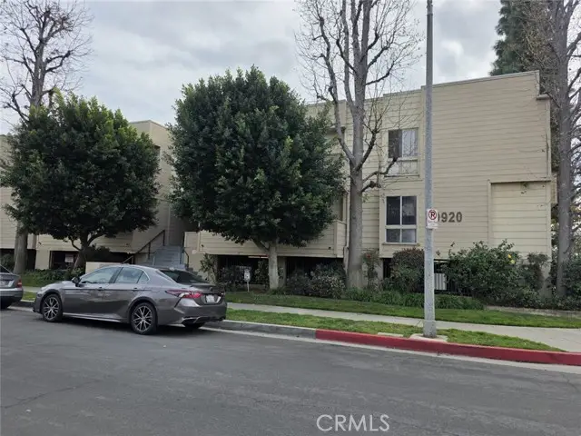 9920 Jordan Avenue #9, Chatsworth, CA 91311 - #2