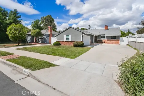 22031 Galvez Street, Woodland Hills (los Angeles), CA 91364