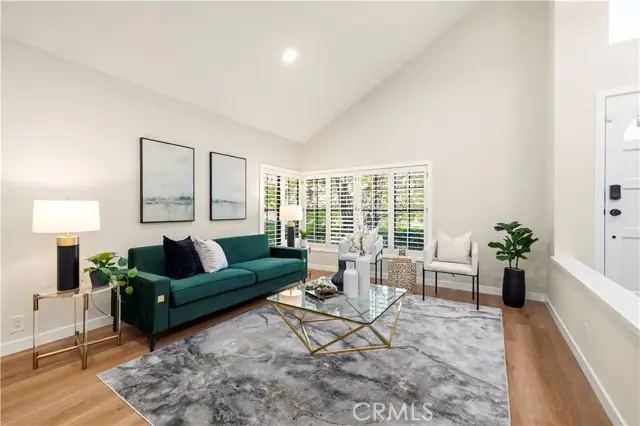 24103 Clearbank Lane, Santa Clarita, CA 91321 - #3