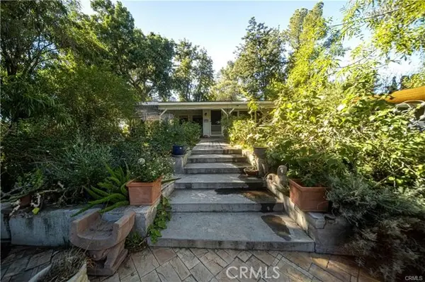 9522 La Canada, Sunland (los Angeles), CA 91040