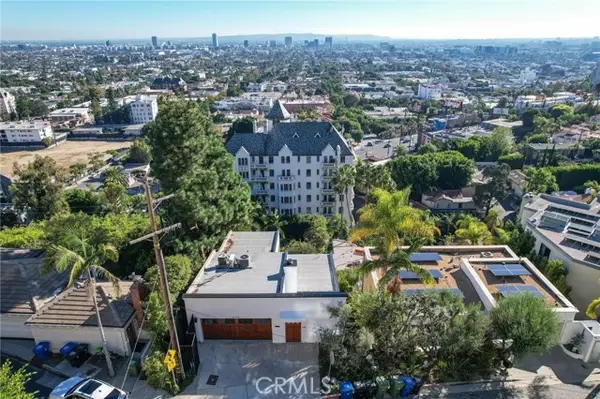 8246 Woodshill Trail, Los Angeles, CA 90069