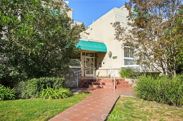 1201 Viola Avenue #104, Glendale, CA 91202 - #2