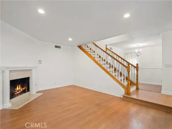 18411 Hatteras Street #138, Tarzana (los Angeles), CA 91356