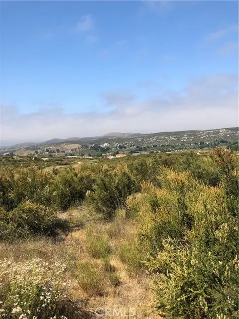 28 Rocky Knoll Road, Hemet, CA 92544