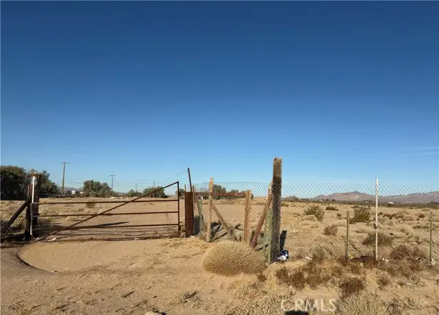 33966 Harvard Road, Newberry Springs, CA 92365 - Image #3
