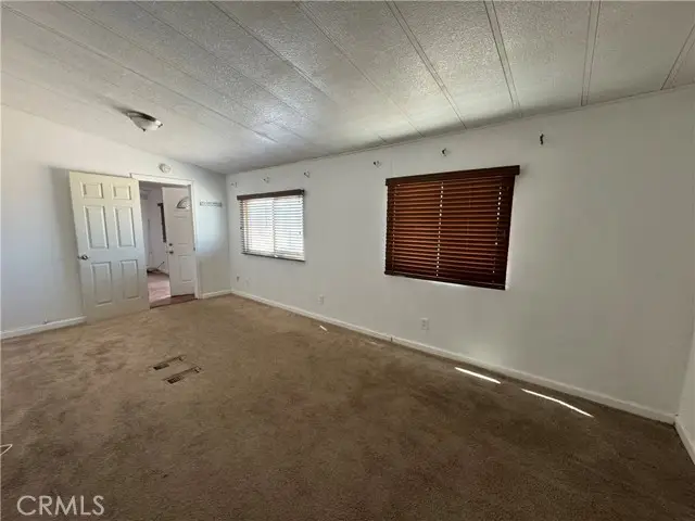 14755 Calendula, Adelanto, CA 92301 - Image #2