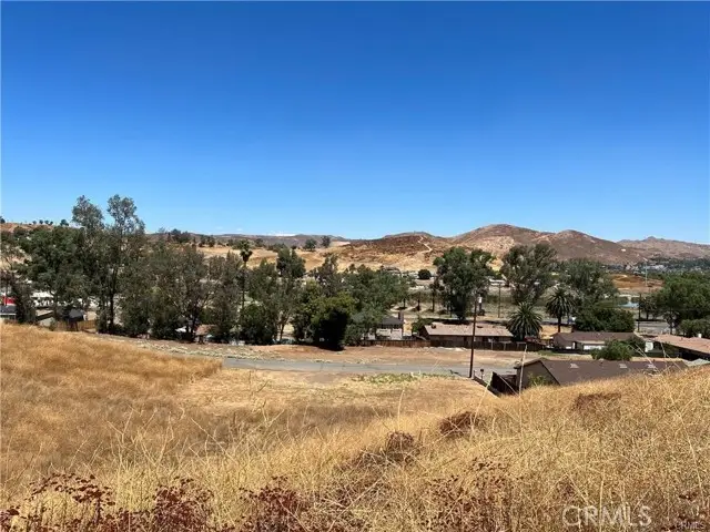 5 Stecher Avenue, Lake Elsinore, CA 92530 - #1