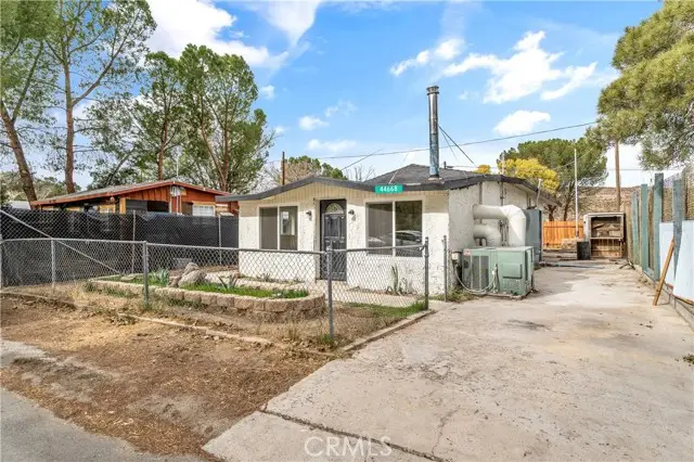 44668 Brawley Avenue, Jacumba, CA 91934 - Image #2