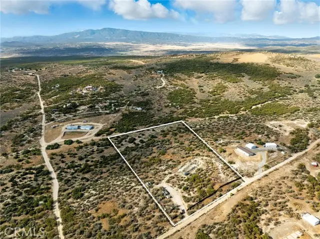 53870 Bowers Rd, Aguanga, CA 92536 - Image #2