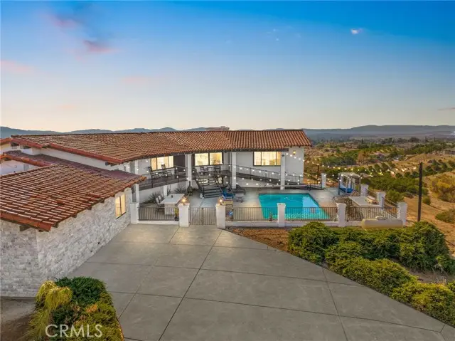 38225 Camino Sierra Road, Temecula, CA 92592 - Image #2