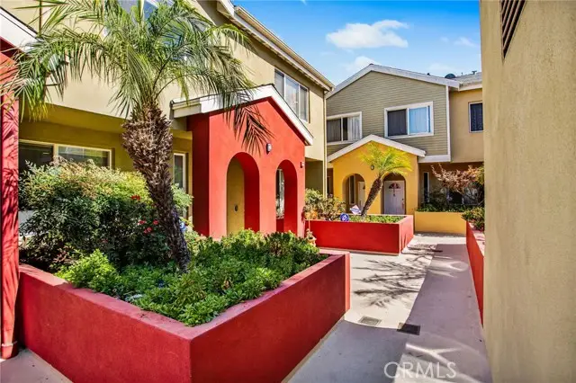 1500 Pine Avenue #10, Long Beach, CA 90813 - Image #1