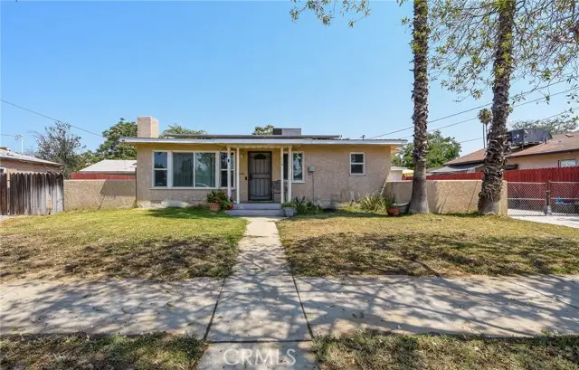 716 E Central Avenue, Hemet, CA 92543 - Image #1