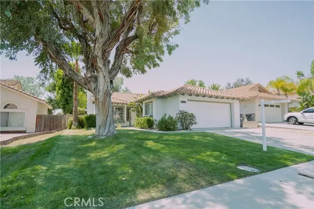 25205 Via Las Lomas, Murrieta, CA 92562 - #1